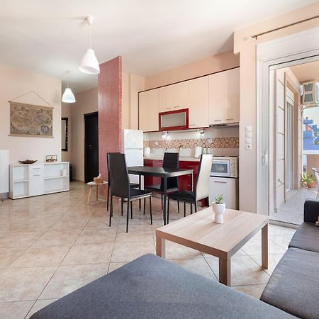 House In Eleusis Apartment Luaran gambar