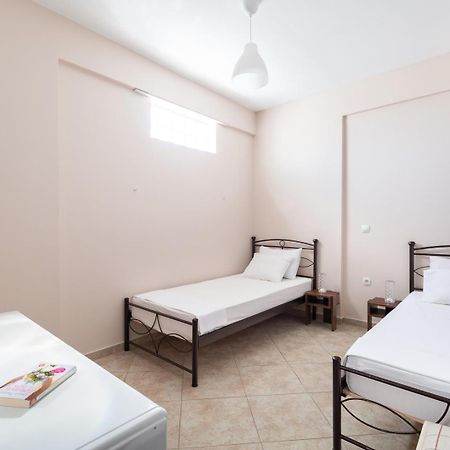 House In Eleusis Apartment Luaran gambar